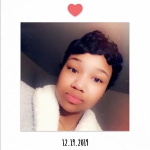 Meet your Posher, Shania